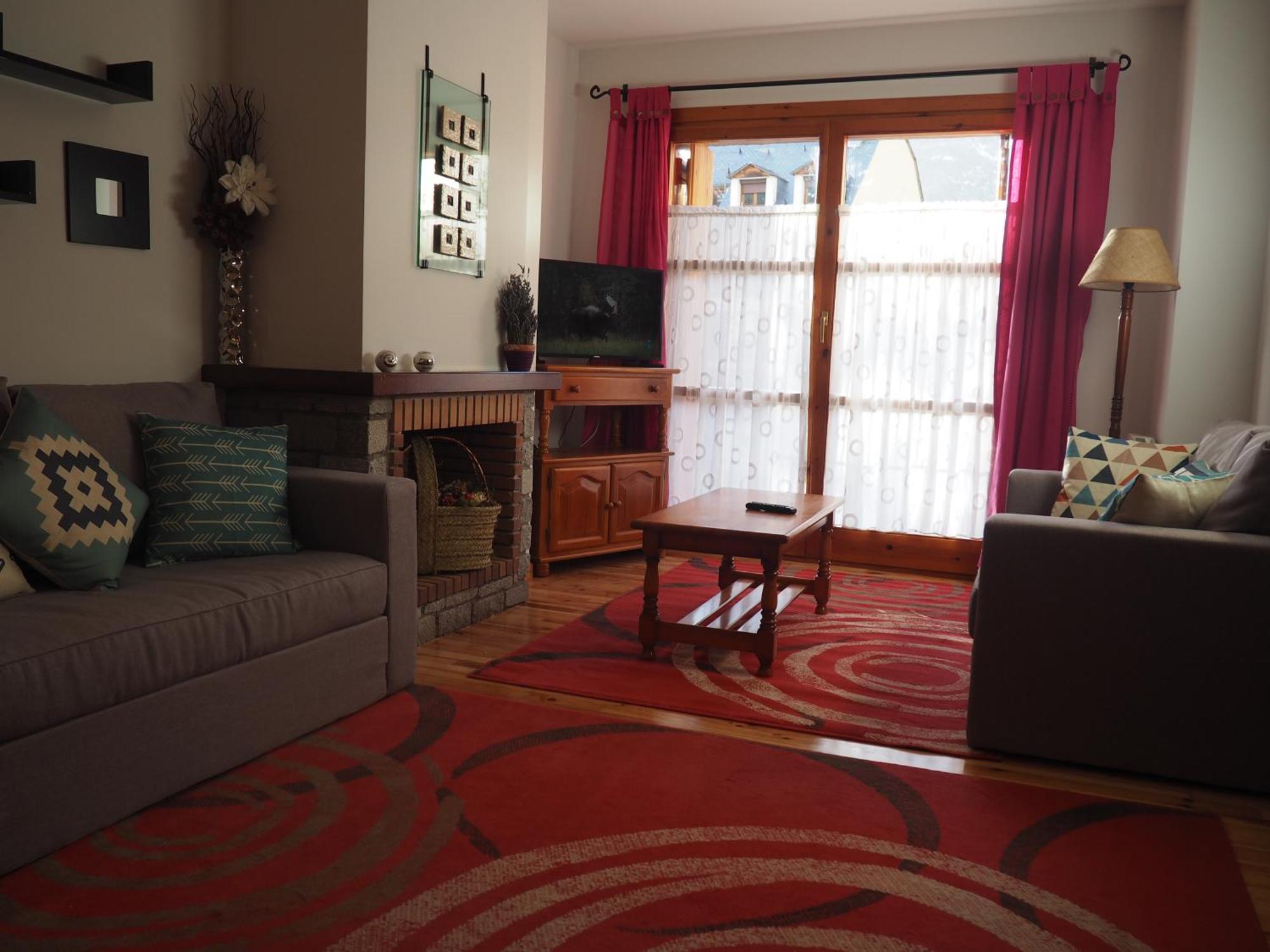 Ferienwohnung Reconquista Benasque Exterior foto